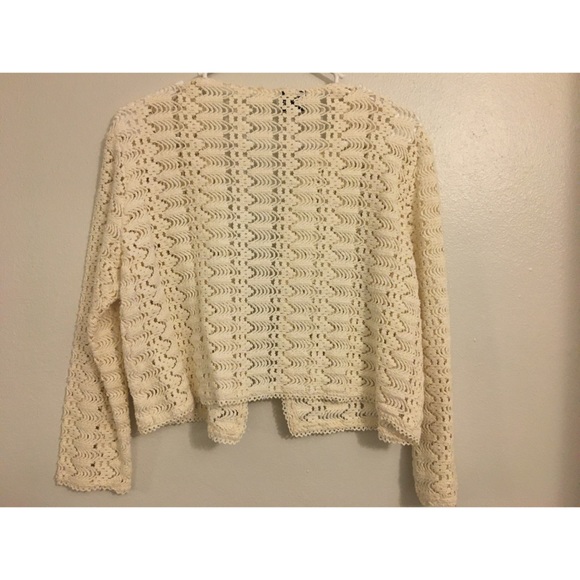 Zigzagging Lace cardigan - Picture 3 of 3